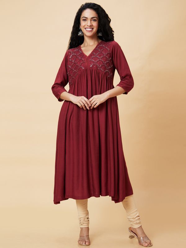 Globus Women Maroon Solid V-Neck Yoke Embroidered A-Line Kurta