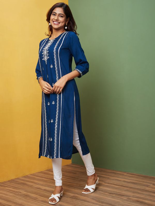 Globus Women Blue Embroidered Round Neck Regular Kurta