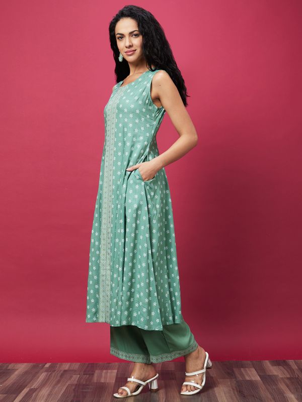 Globus Women Green Ethnic Motifs Print Kurta Set with Trouser