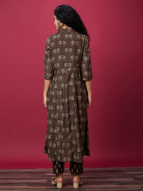 Globus Women Brown Floral Print Shirt Collar Straight Fusion Kurta Set With Pant