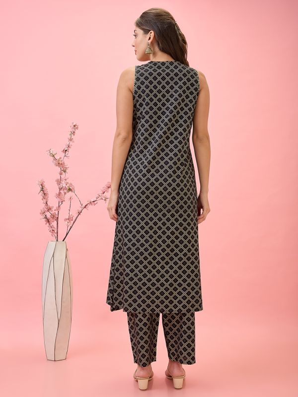 Globus Women Black Thread Work Detail V-Neck A-Line Workwear Kurta & Pants Set