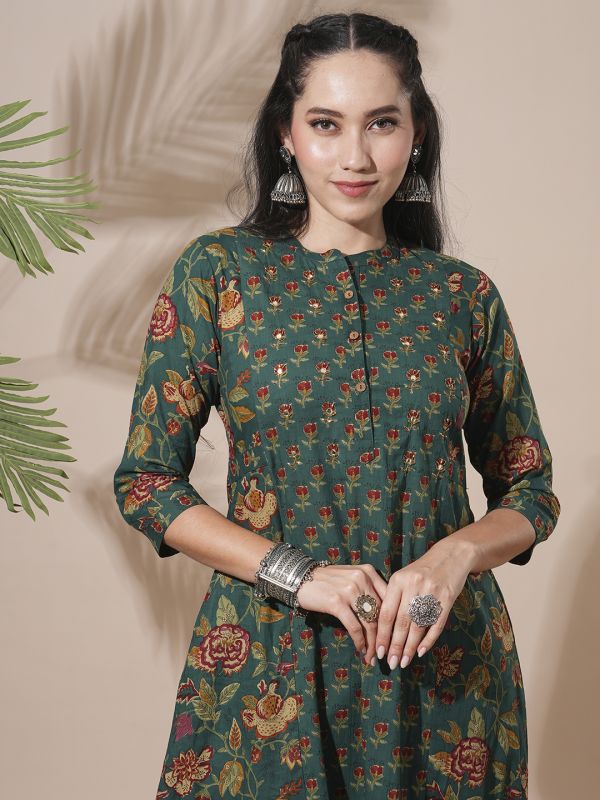 Globus Women Green Floral Print Mandarin Neck Panelled A-Line Kurta With Elasticated Waist Pant Workwear Sets