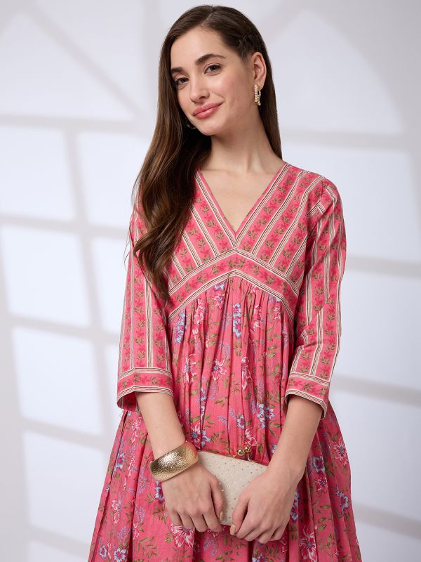 Globus Women Pink V-Neck Floral Print Pleated Alia Cut A-Line Kurta With Pants Workwear Set