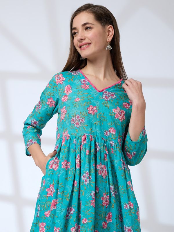 Globus Women Blue Pom Pom Lace V-Neck Floral Print Pleated A-Line Kurta With Pants Workwear Set