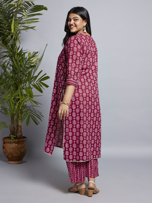 Globus Gloplus Women Pink Keyhole Neck Floral Printed Gotta Lace Detail Straight Plus Size Kurta & Pants Workwear Set