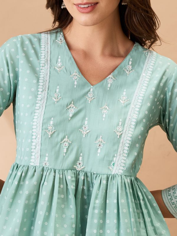Globus Women Green Ethnic Print V-Neck Sequinned Detail Gathered Tunic 