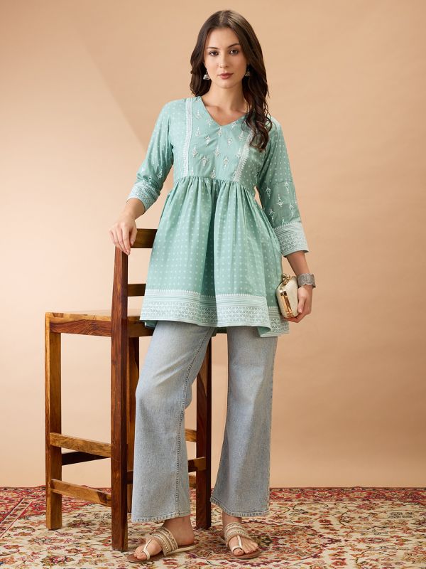 Globus Women Green Ethnic Print V-Neck Sequinned Detail Gathered Tunic 
