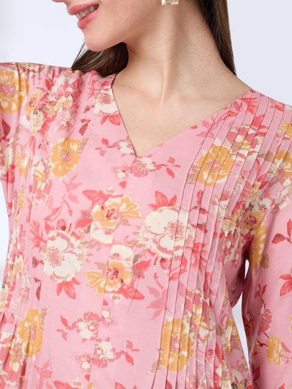 Globus Women Pink V-Neck Floral Print Pleated Front Slit A-Line Workwear Kurta