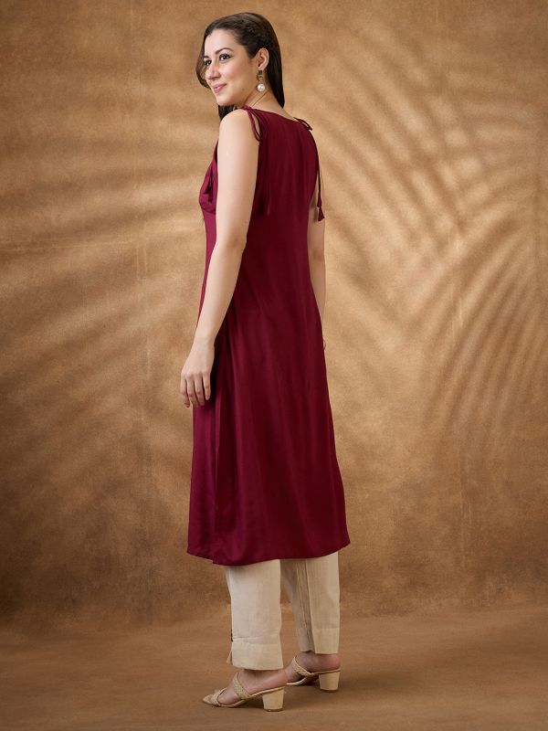 Globus Women Maroon Woven Design Tie-Up Neck A-Line Fusion Kurta