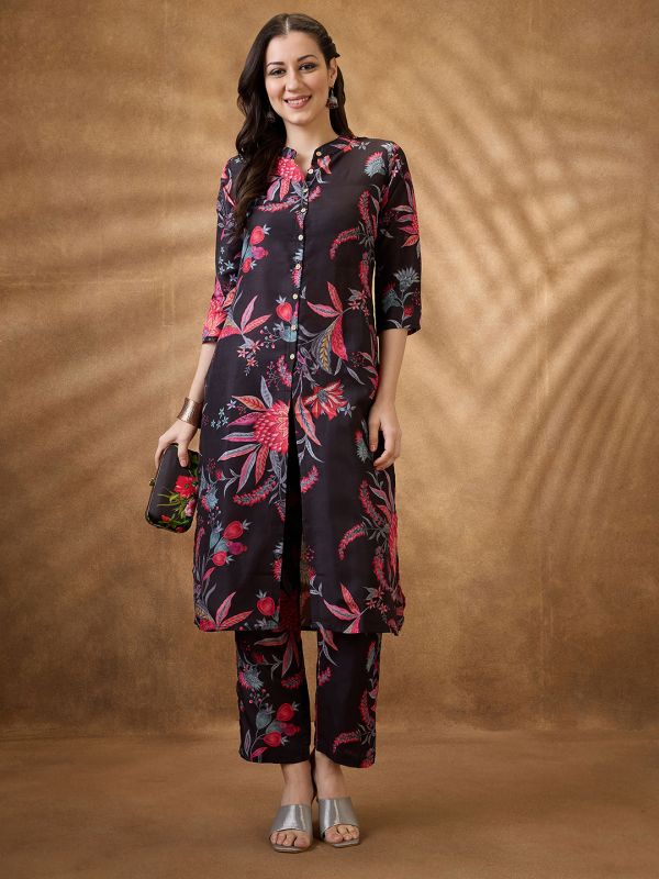 Globus Women Black Mandarin Collar Floral Print Button Down Front Slit Straight Kurta With Pants Fusion Set