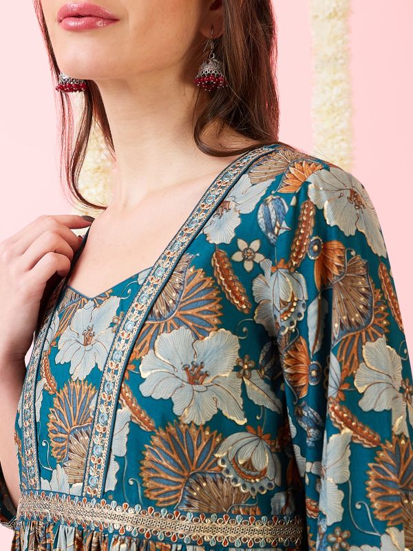 Globus Women Teal Sweetheart Neck Embroidered Detail Gold Foil Floral Print Gathered A-Line Fusion Maxi Dress