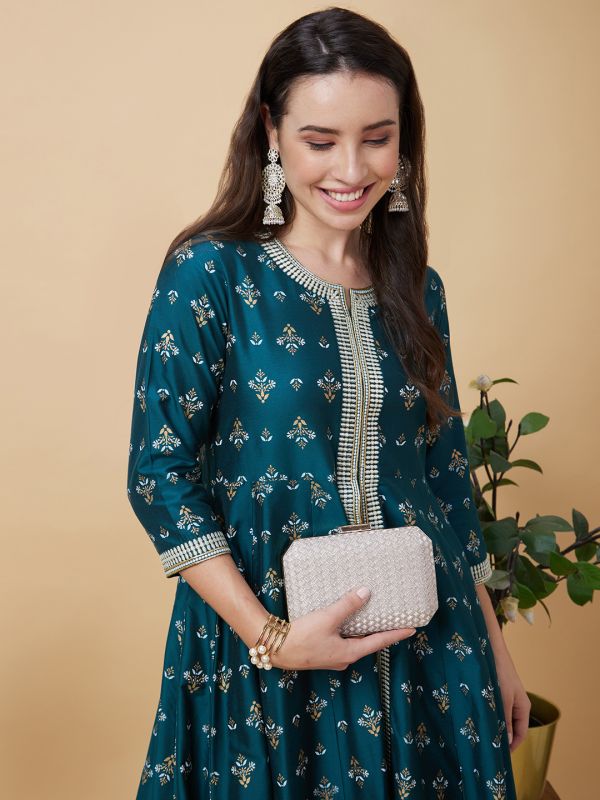 Globus Women Green Ethnic Motifs Print Round Neck Embroidered Detailed Festive A-Line High Slit Kurta with Pockets