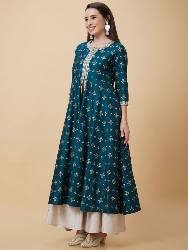 Globus Women Green Ethnic Motifs Print Round Neck Embroidered Detailed Festive A-Line High Slit Kurta with Pockets