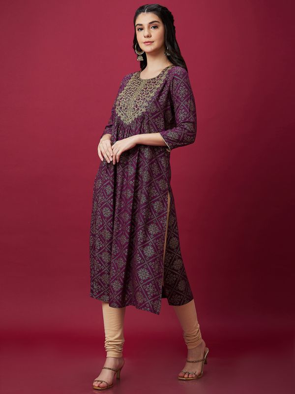 Globus Women Wine Embroidered Ethnic Print Round Neck 3/4th Sleeve A-Line Kurta