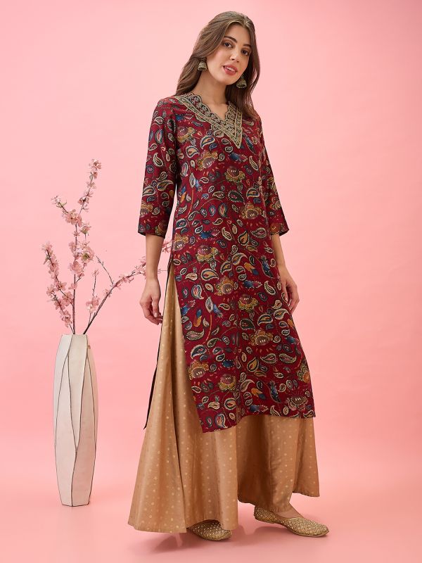 Globus Women Maroon Scalloped Embroidered V-Neck Gold Foil Paisley Print Chanderi Festive Kurta