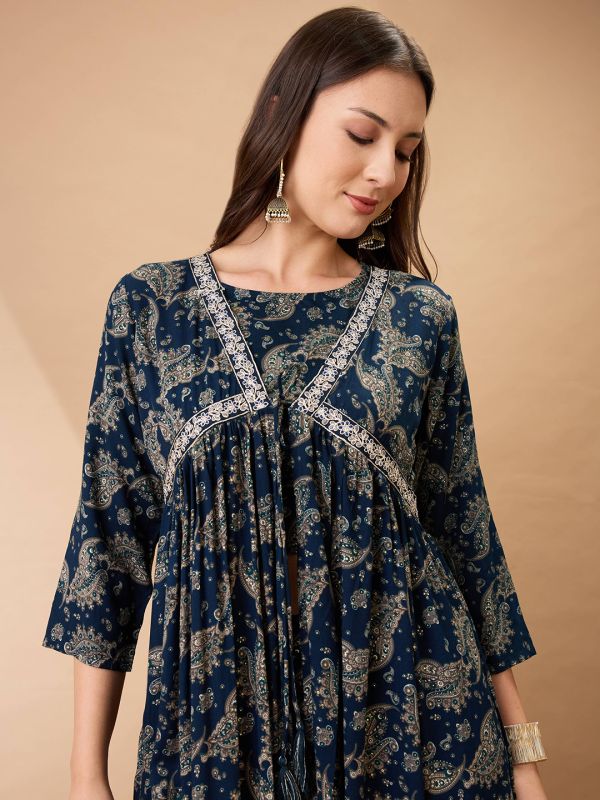 Globus Women Blue Paisley Printed Crop Top with Straight Pant & V-Neck Flared Shrug Co-ords Set
