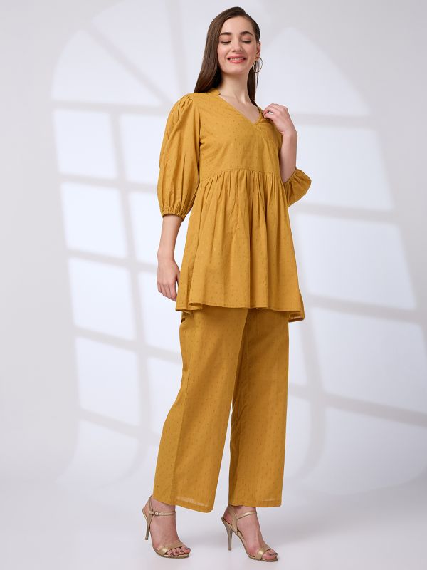 Globus Women Yellow V-Neck Bishop Sleeves Lurex Detail Pattern Tunic With Straight Pants Workwear Co-Ords Set