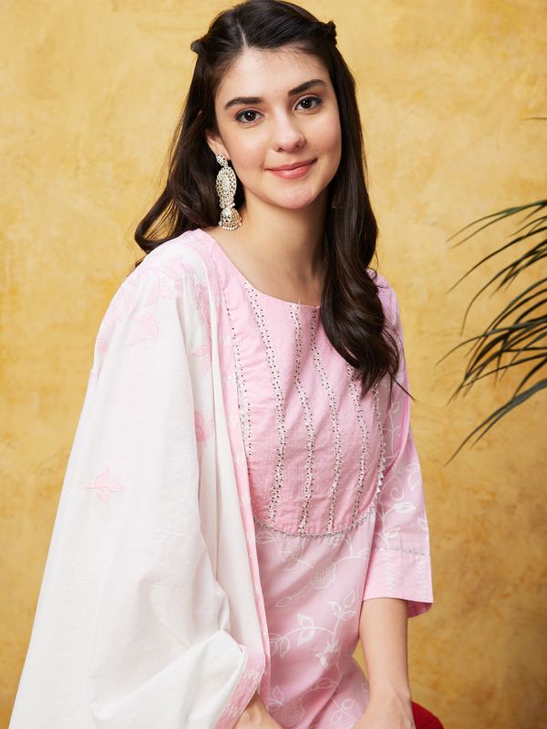 Globus Women Pink Printed Kurta Set WithTrouser and Dupatta