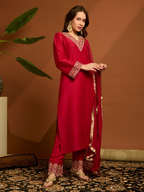 Globus Women Maroon Floral Embroidered V-Neck Bell Sleeves Kurta & Pant Set With Fringed Dupatta