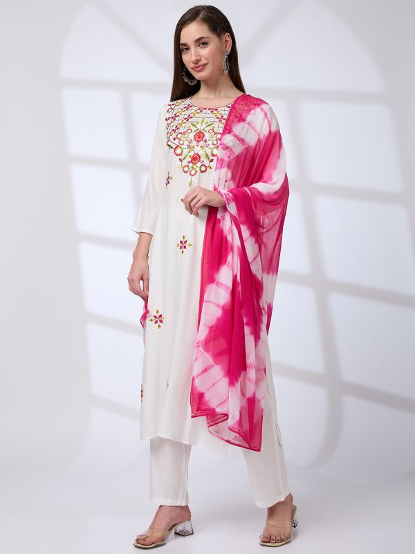 Globus Women Off White Floral Embroidered Yoke Straight Kurta With Pants & Tie-Dye Gotta Lace Dupatta Workwear Set