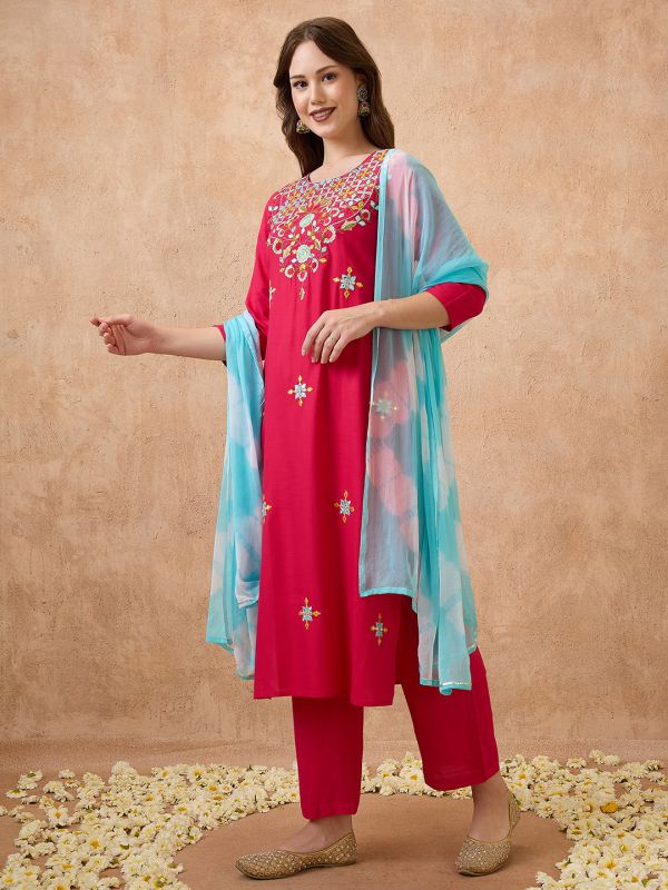 Globus Women Pink Round Neck Floral Embroidered Straight Kurta With Pant & Tie-Die Dupatta Workwear Set