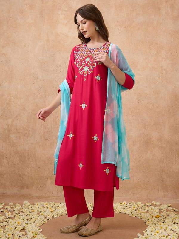Globus Women Pink Round Neck Floral Embroidered Straight Kurta With Pant & Tie-Die Dupatta Workwear Set