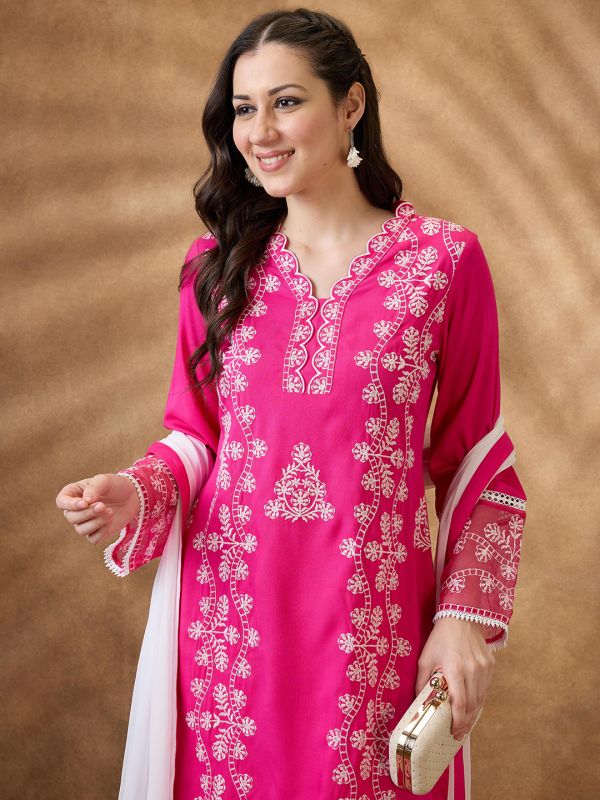 Globus Women Pink Scalloped V-Neck Bell Sleeves Embroidered Lace Inserts Straight Kurta & Pants Festive Set