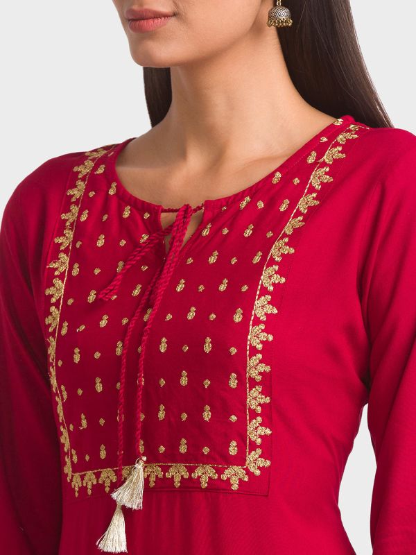 Globus Maroon Embroidered Kurta