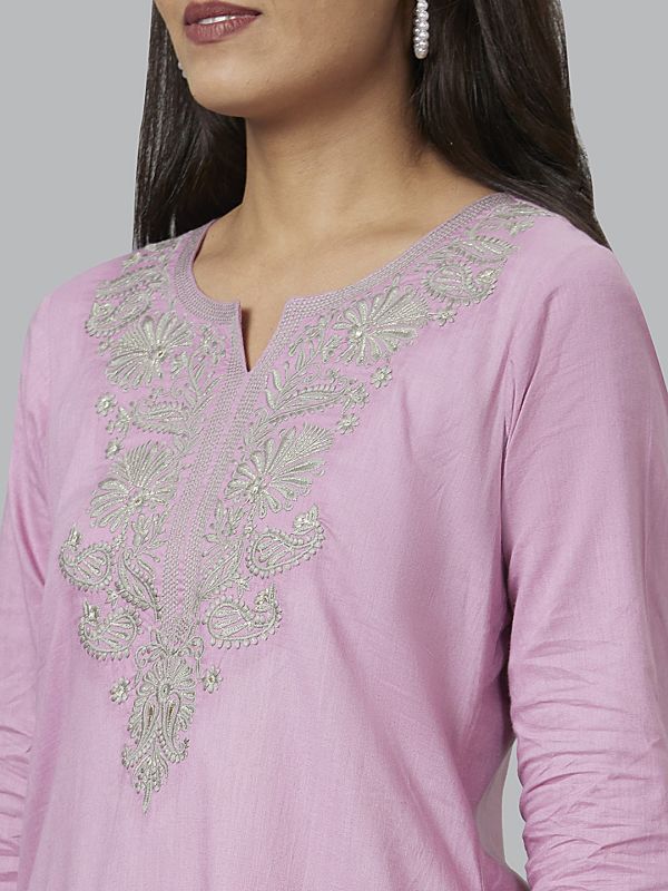 Globus Women Pink Yoke Embroidered Straight Kurta