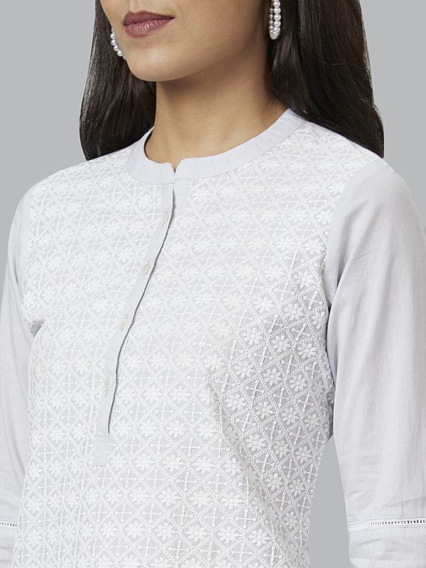 Globus Women Grey Embroidered Straight Kurta
