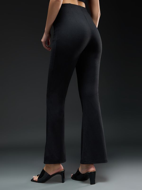 Globus Women Black Solid Mid-Rise Regular Fit Wide Leg Formal Trousers