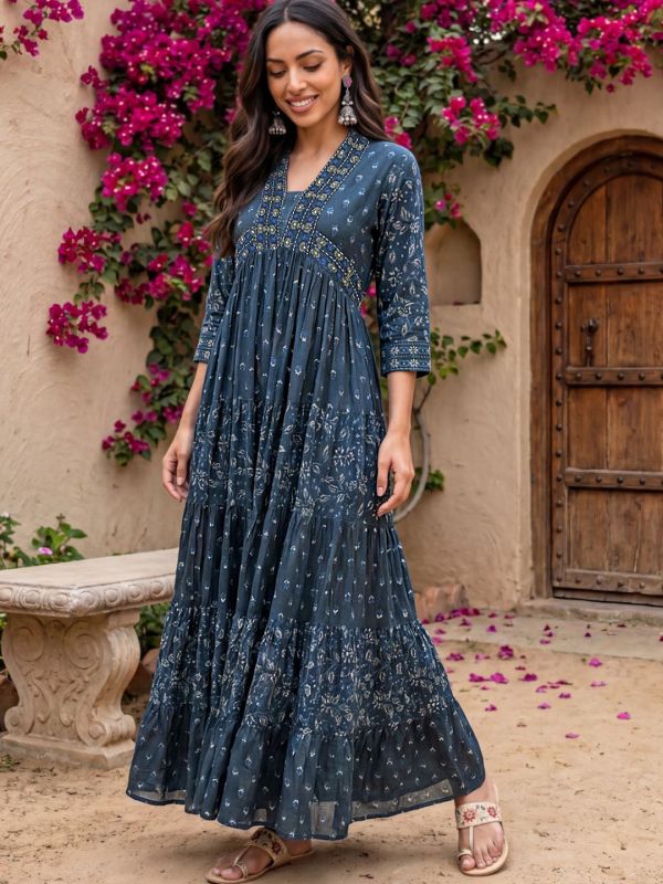 Globus Women Blue V-Neck Floral Print Gathered Tiered Flared Hem A-Line Maxi Dress