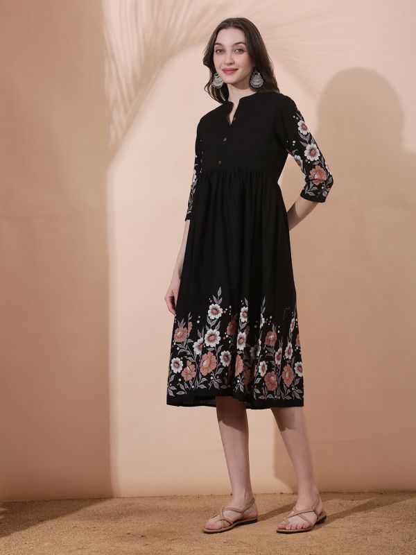 Globus Women Black Mandarin Collar Floral Print Gathered & Pleated Flared Hem A-Line Midi Dress