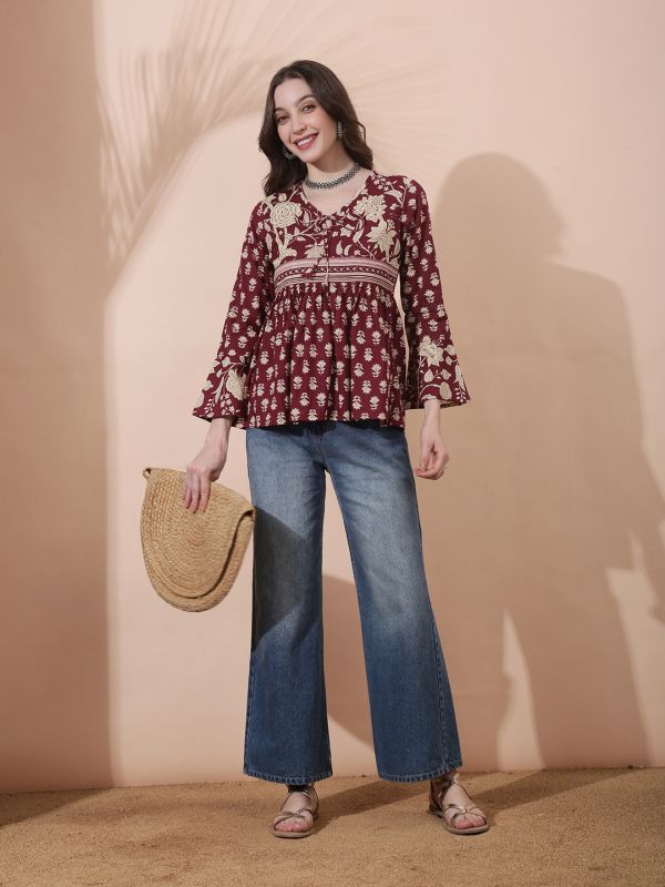 Globus Women Maroon Floral Print V-Neck Tie Up Detail Bell Sleeves Tunic