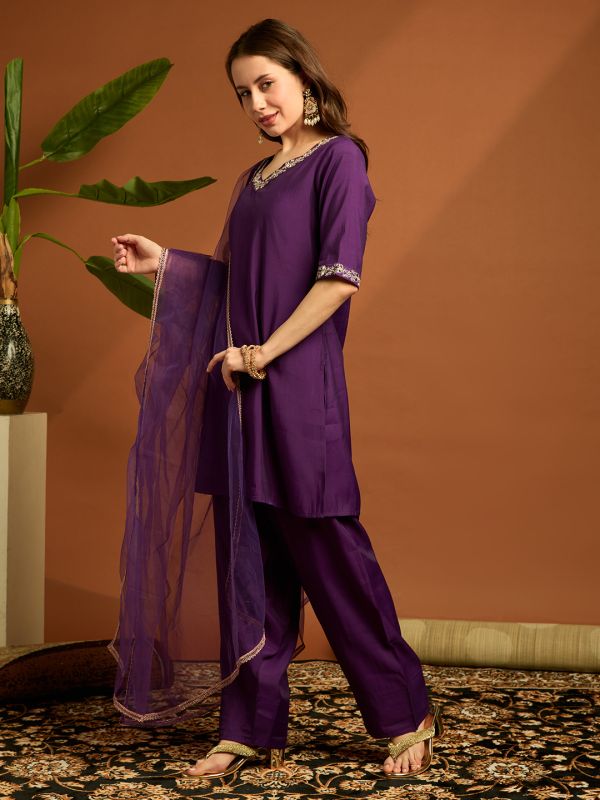 Globus Women Purple Floral Embroidered V-neck Silk Kurta With Pants & Dupatta Festive Set