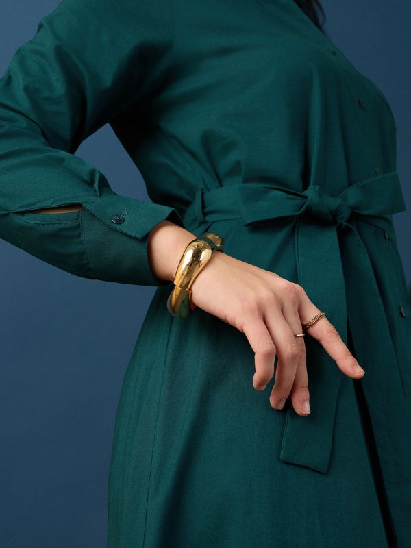 Globus Women Green Collared Neck Cuff Sleeves Chest Patch Pocket Shirt Style A-Line Midi Workwear Dress With Belt