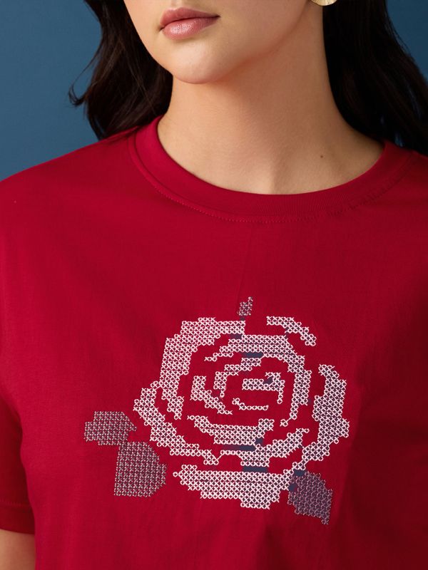 Globus Women Red Round Neck Drop Shoulder Sleeves Graphic Embroidered Crop T-Shirt