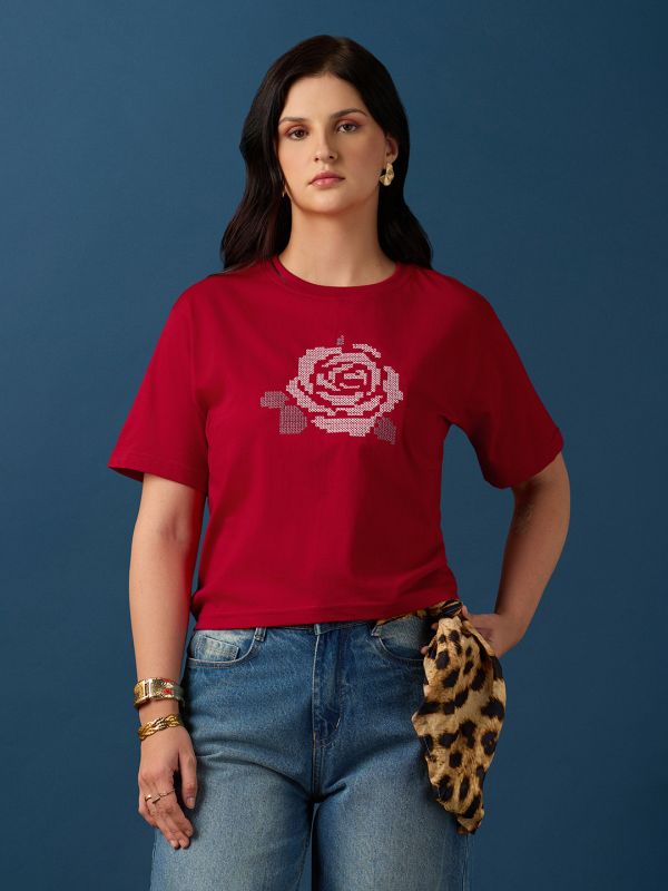 Globus Women Red Round Neck Drop Shoulder Sleeves Graphic Embroidered Crop T-Shirt