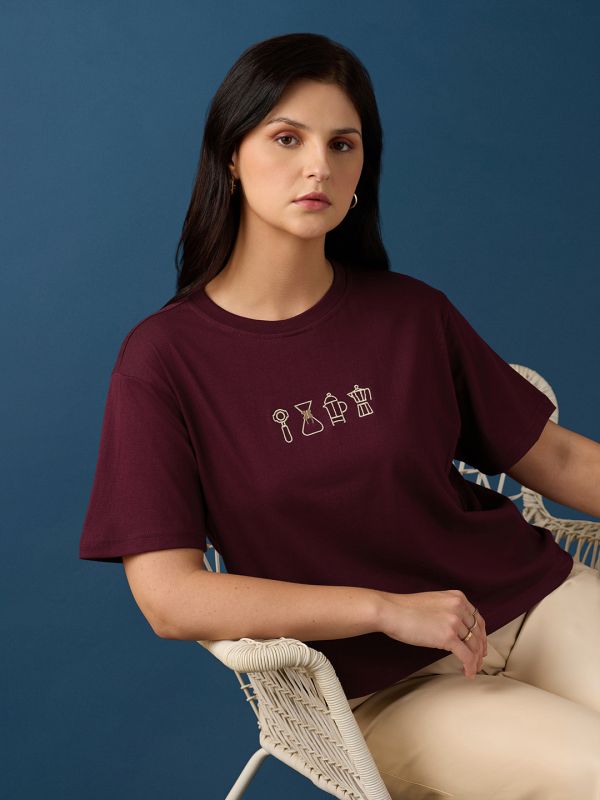 Globus Women Maroon Round Neck Drop Shoulder Sleeves Graphic Embroidered Crop T-Shirt