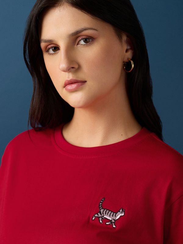 Globus Women Red Round Neck Drop Shoulder Sleeves Graphic Embroidered T-Shirt