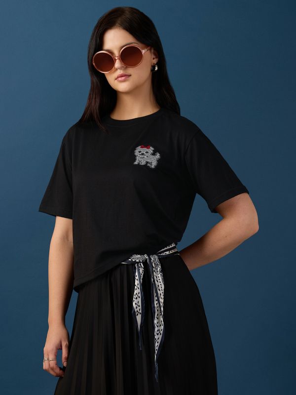 Globus Women Black Round Neck Drop Shoulder Sleeves Graphic Embroidered T-Shirt