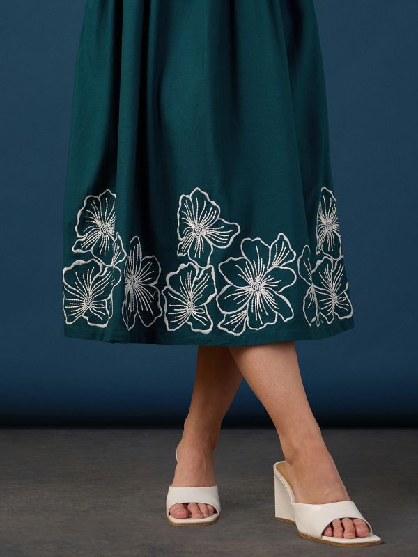 Globus Women Teal Round Neck Puff Sleeves Floral Embroidered Gathered Fit & Flare Midi Dress