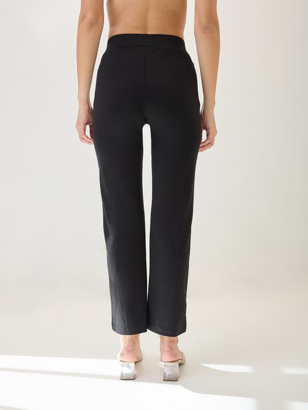 Globus Women Black Solid Mid-Rise Flat Front Korean Pants
