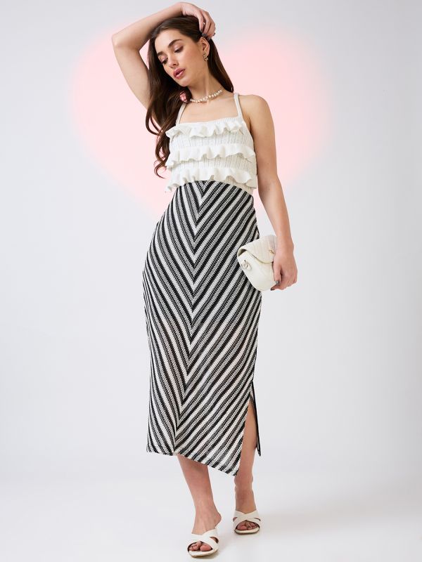 Globus Women Black & White Self Design Crochet Mid Rise Side Slit Midi Pencil Skirt