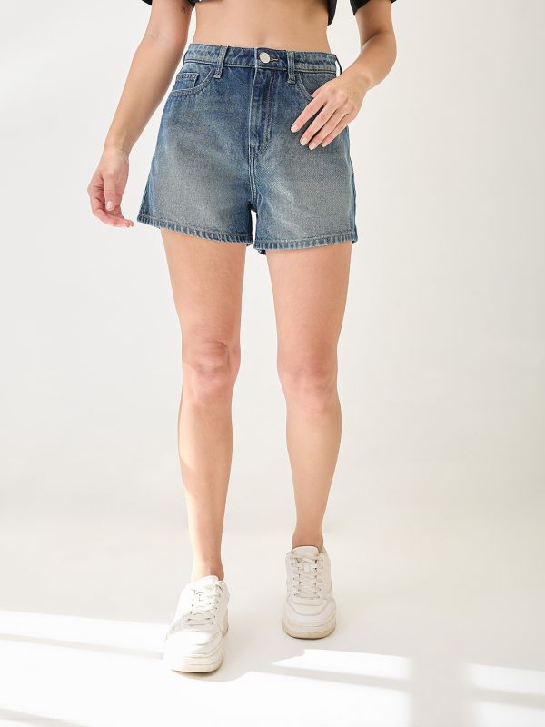 Globus Women Med Blue Slim Fit Mid-Rise Above Knee Denim Shorts