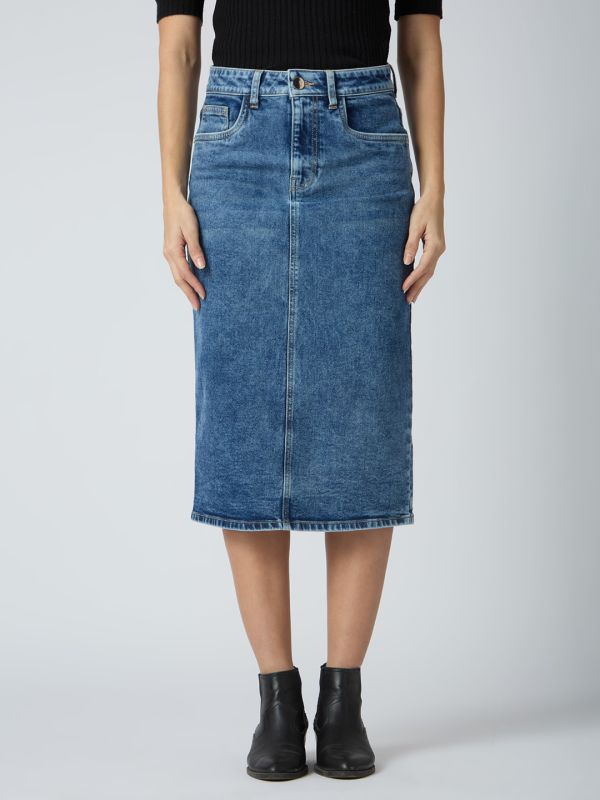 Globus Women Med Blue Stretchable Solid Mid-Rise Back Slit Midi Denim Pencil Skirt
