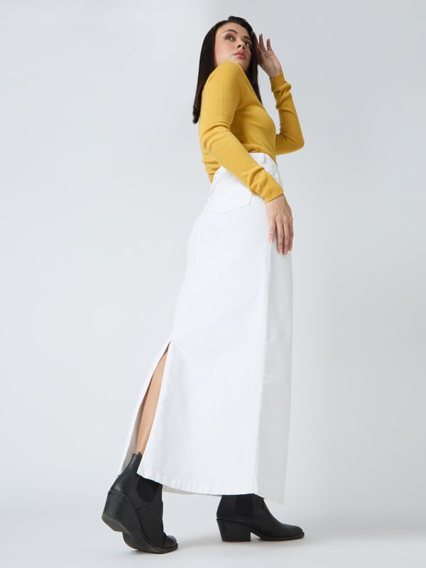 Globus Women White Stretchable Solid Mid-Rise Back Slit Straight Maxi Denim Skirt