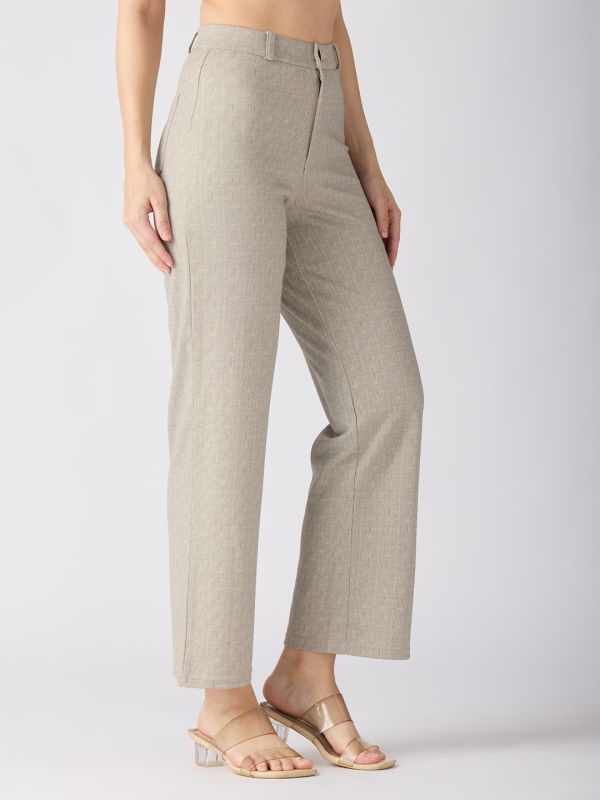 Globus Women Beige Self Checked Design Stretchable Mid-Rise Straight Fit Workwear Trousers