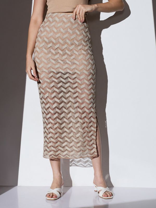 Globus Women Beige Chevron Pattern Crochet Mid Rise Side Slit Beach Pencil Midi Skirt