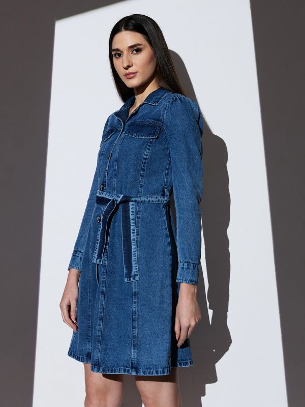 Globus Women Med Blue Cuban Collar Cuffed Sleeves Pocket Detail Mini Denim A-Line Shirt Dress With Belt
